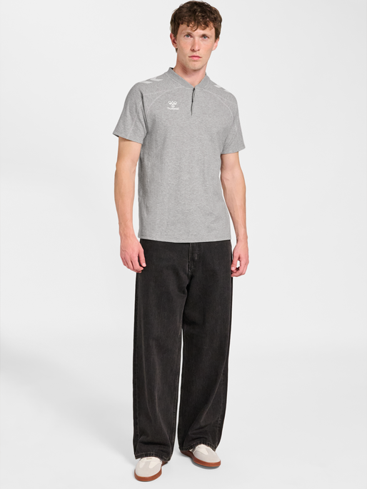 hmlMOVE 2.0 POLO, GREY MELANGE, model