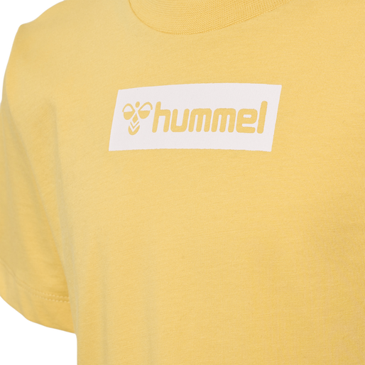 hmlFLOW T-SHIRT S/S, OCHRE, packshot