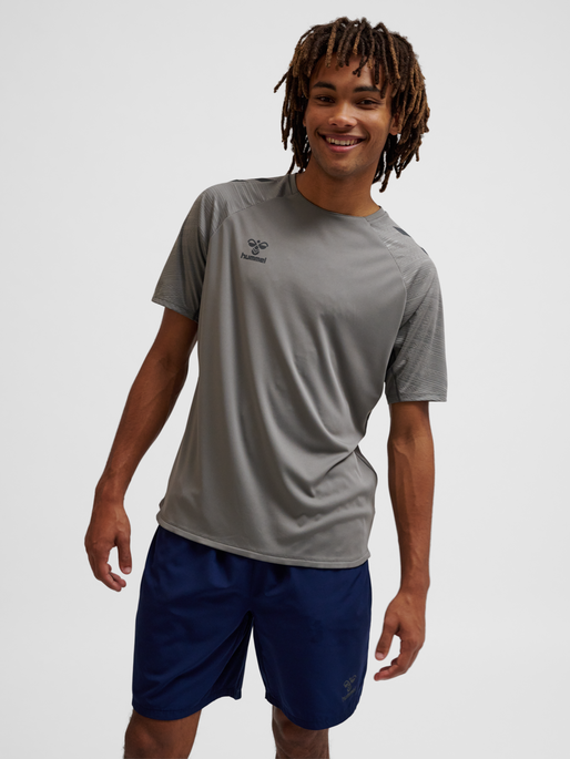 hmlPRO TRAINING JERSEY S/S, STEEL GRAY, model