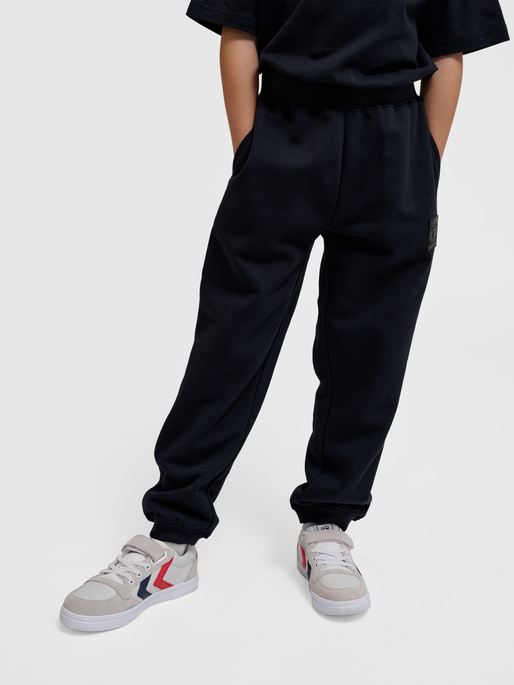 hmlCLEAN ADJUSTABLE PANTS, BLACK, model