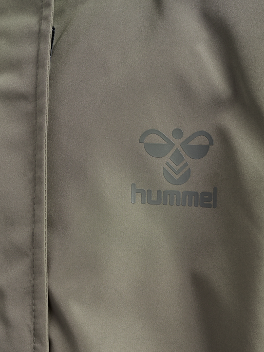 hmlNESSIE RAINSUIT, VETIVER, packshot