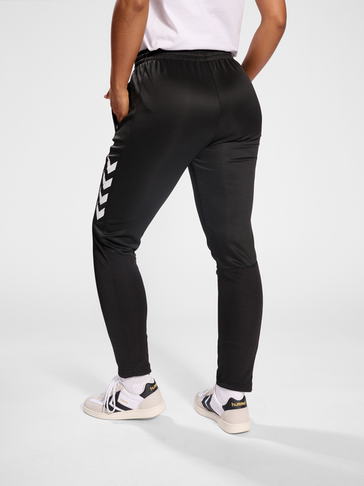 hmlCORE XK TRAINING POLY PANTS, BLACK, model