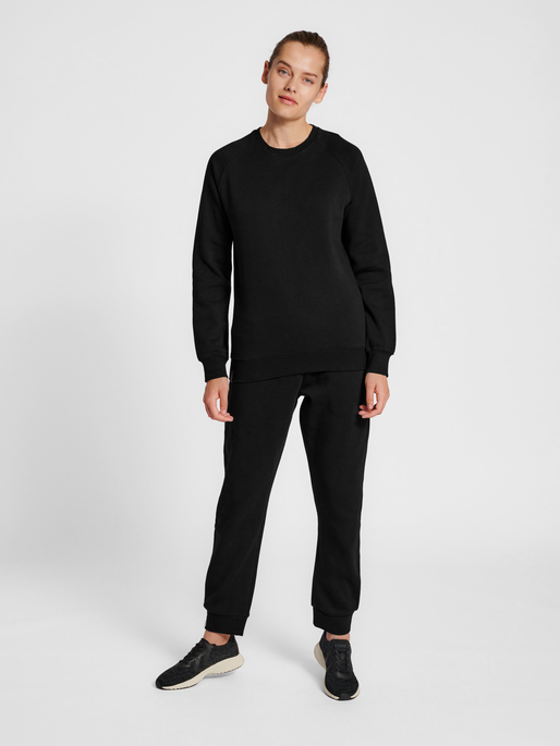 hmlRED CLASSIC SWEATSHIRT WOMAN, BLACK, model