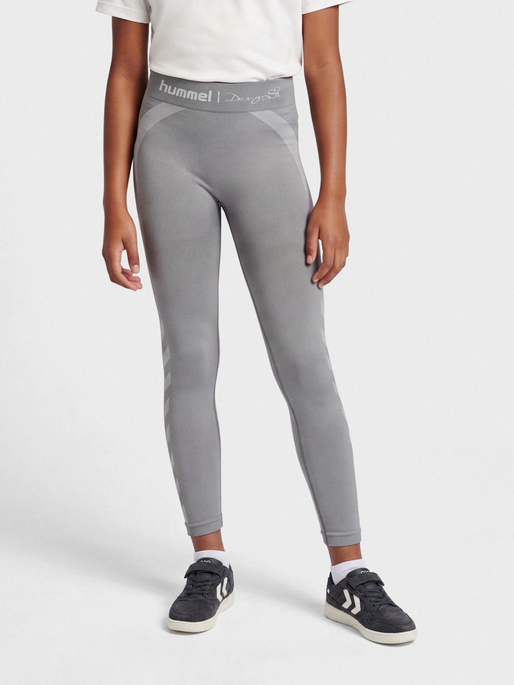 hmlSI SEAMLESS TIGHTS, FROST GRAY, model