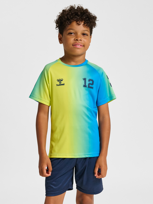 hmlSHIMMER T-SHIRT S/S, LIMEADE, model