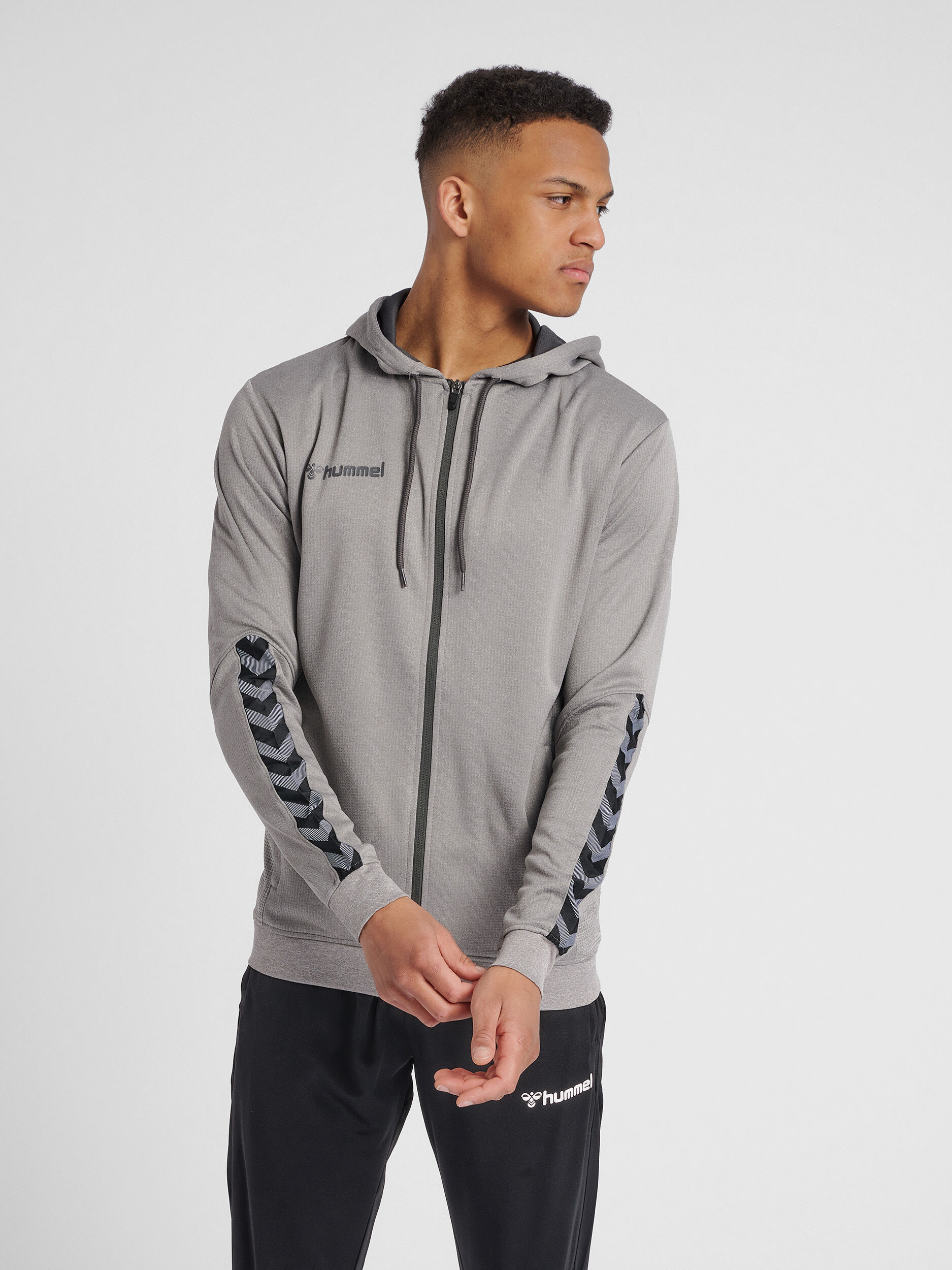 Sudaderas hummel discount