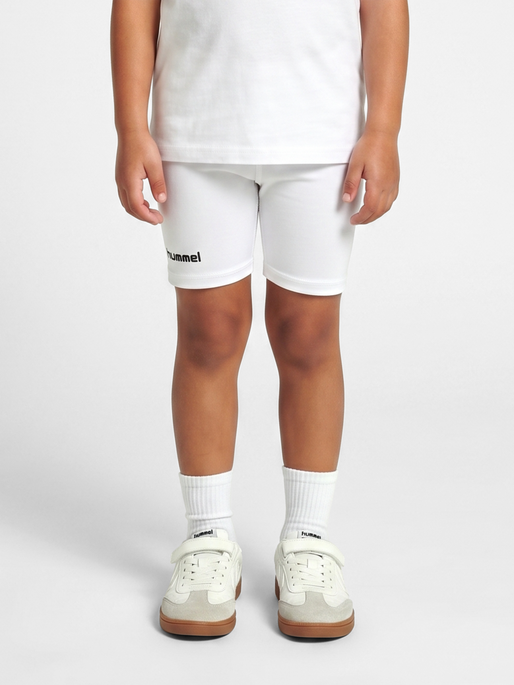 hmlBL ESSENTIAL SHORT TIGHTS KIDS, WHITE, model