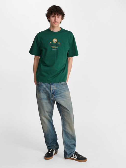 hmlLOOSE T-SHIRT S/S SCARF, DARK GREEN, model