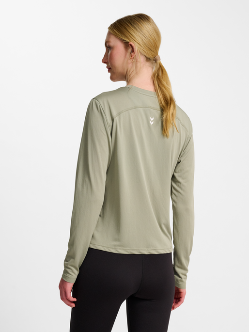 hmlPULSE WORKOUT W T-SHIRT L/S, SEAGRASS, model