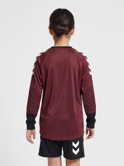 ESSENTIAL GK JERSEY, MAROON, model