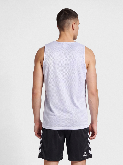 hmlCORE XK REVERSE BASKET JERSEY, TRUE BLUE/WHITE, model