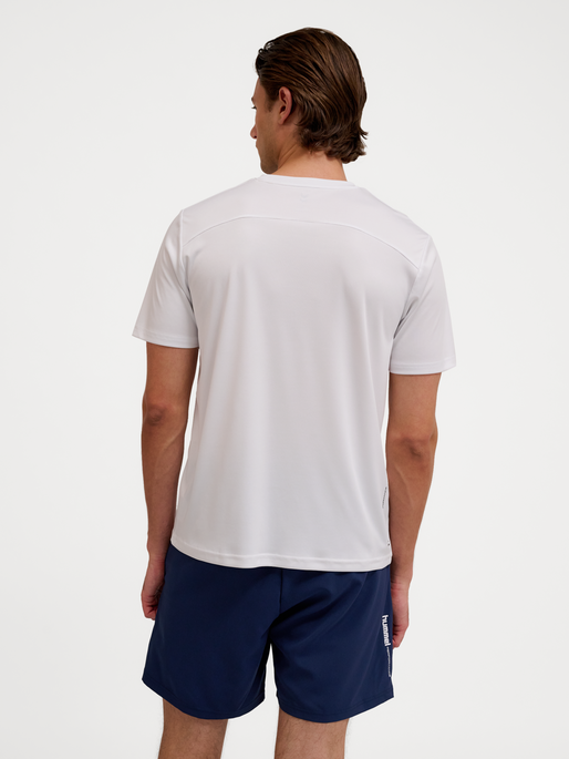 hmlPULSE TRAINING  T-SHIRT S/S, WHITE, model