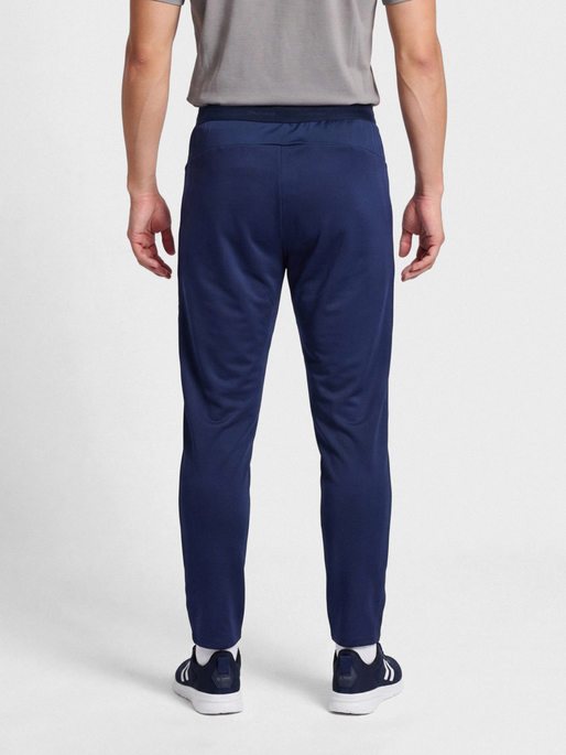 hmlCIMA 2.0 PANTS, MARINE, model