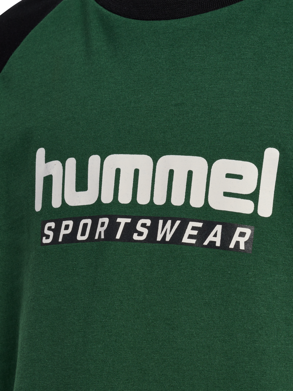 hmlJR LOGO T-SHIRT L/S, DARK GREEN, packshot