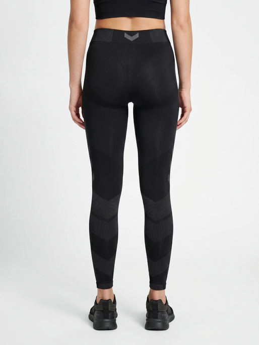 HUMMEL FIRST SEAMLESS TIGHTS WOMEN , BLACK, model
