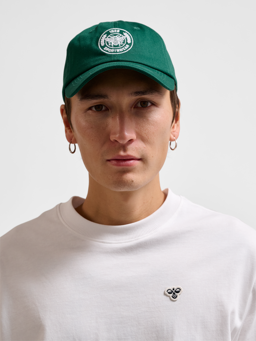 hmlBASEBALL CAP STADIUM, EDEN, model