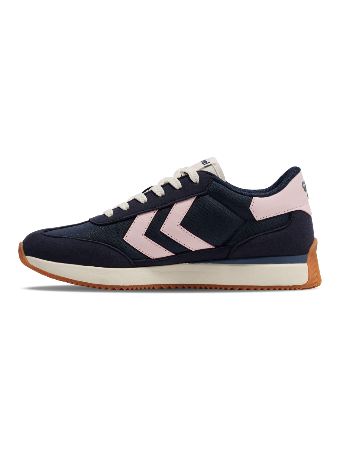 STADION 23, BLACK IRIS, packshot