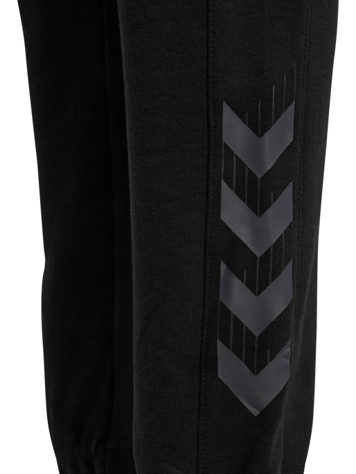 hmlTRAVEL SWEAT PANTS WOMAN, BLACK hmlTRAVEL SWEAT PANTS WOMAN, BLACK, packshot