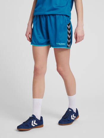 hmlAUTHENTIC POLY SHORTS WOMAN, CELESTIAL, model