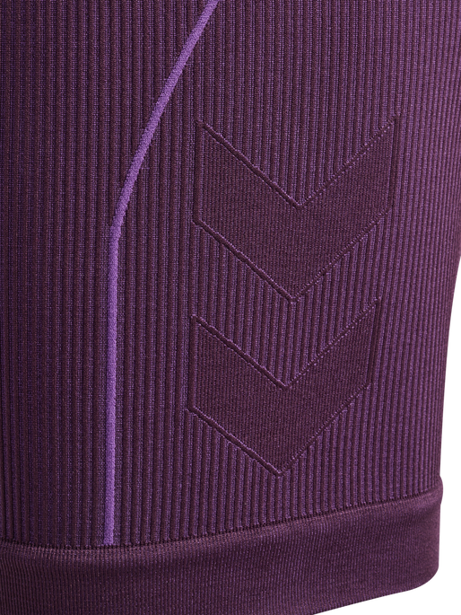 hmlTE CHRISTEL SEAMLESS SHORTS, PLUM PERFECT/BELLFLOWER MELAN, packshot
