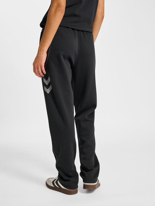 hmlMOVE 2.0 PANTS WOMAN, BLACK, model