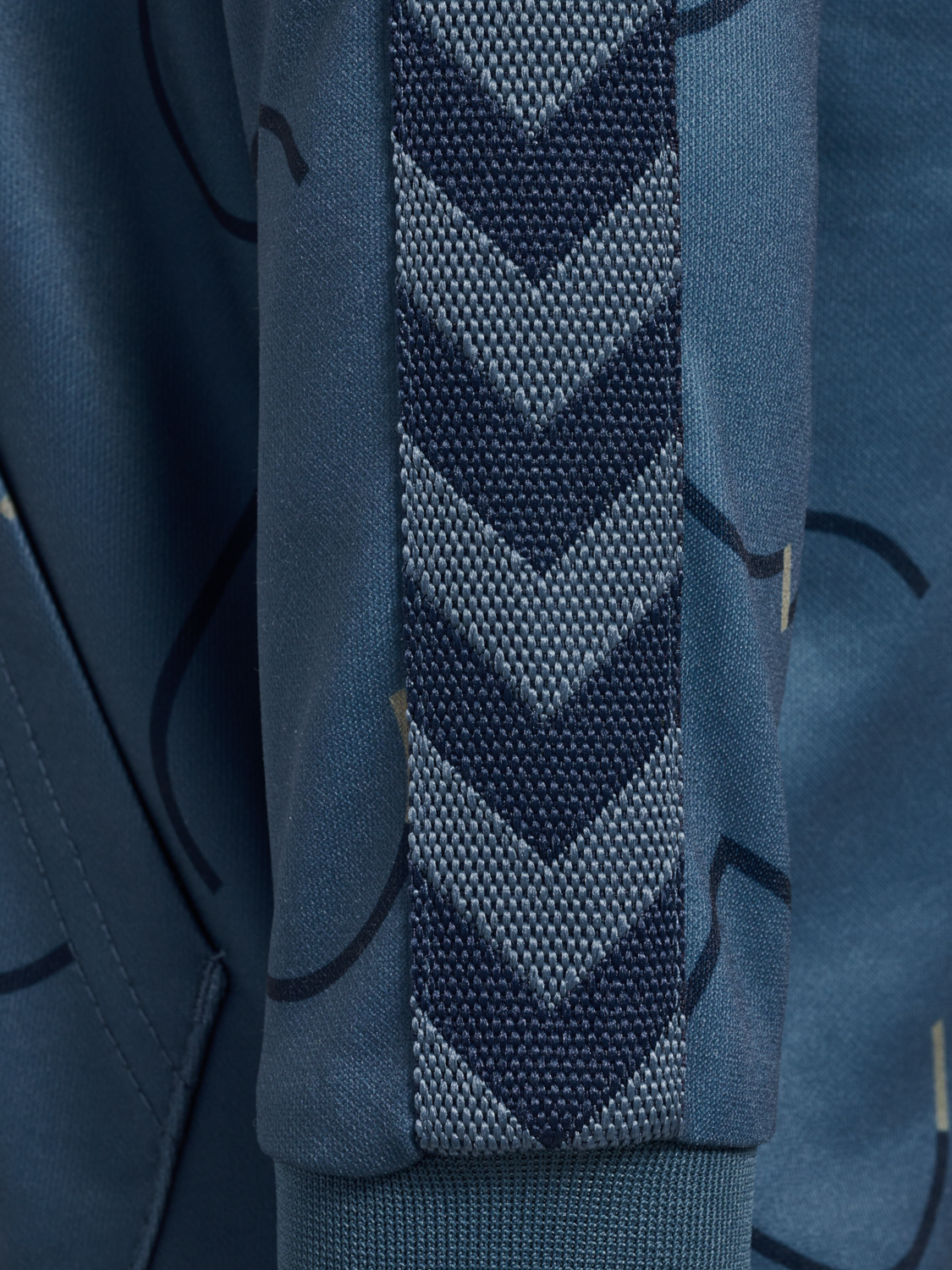 hmlPIL ZIP JACKET, 7050, packshot