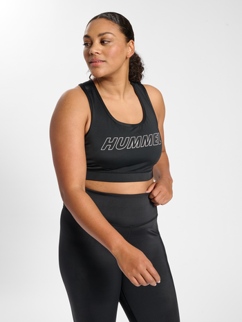 hmlTE CURVY SPORTS BRA PLUS, BLACK, model
