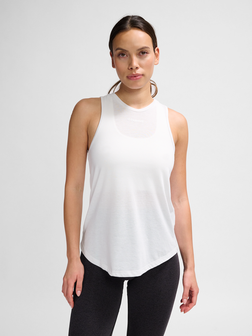 hmlMT VANJA TOP, WHITE, model