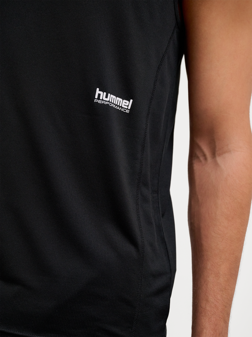 hmlPULSE WORKOUT TANK TOP, BLACK, model