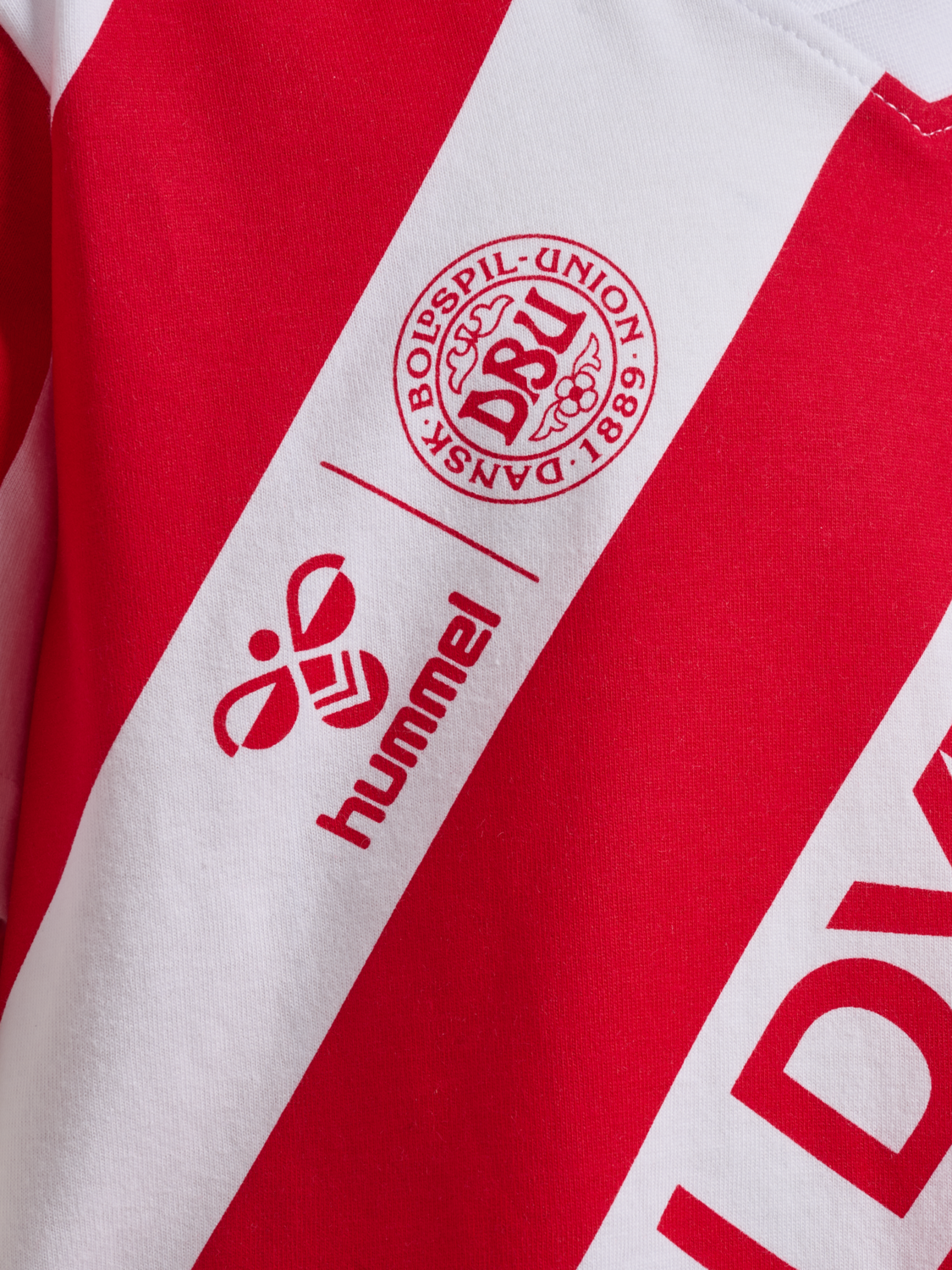 DBU 26 FAN DYNAMITE TEE SS KIDS, WHITE/TANGO RED, packshot