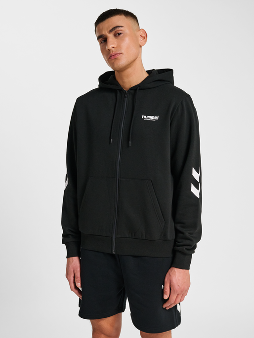 hmlLEGACY 2.0 ZIP HOODIE, BLACK, model