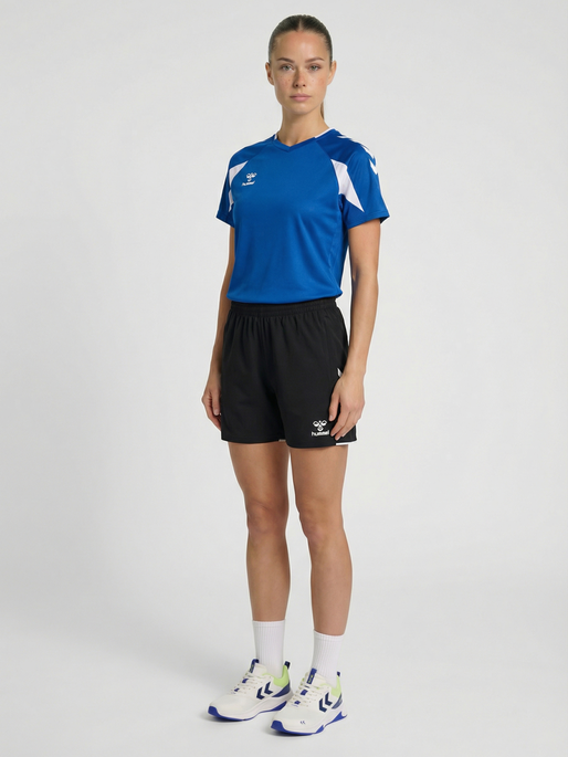 hmlCORE 2.0 WOVEN SHORTS WOMAN, BLACK/WHITE, model