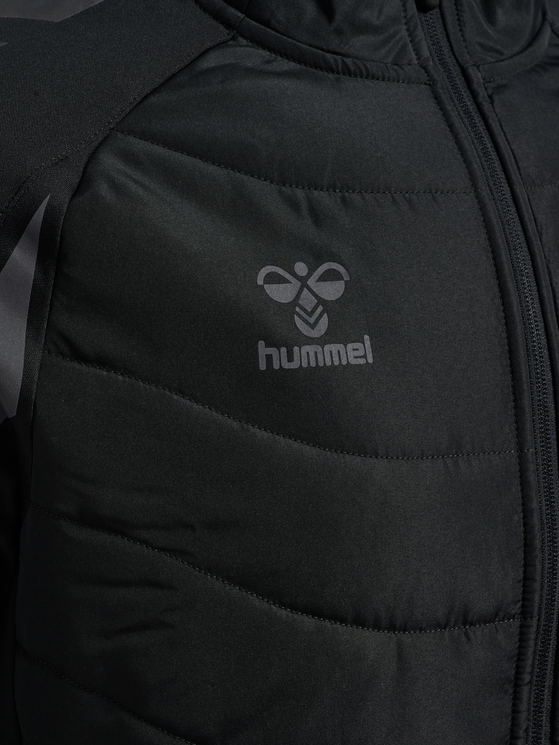 hmlBTC WINTER TRAINING JACKET, BLACK, packshot