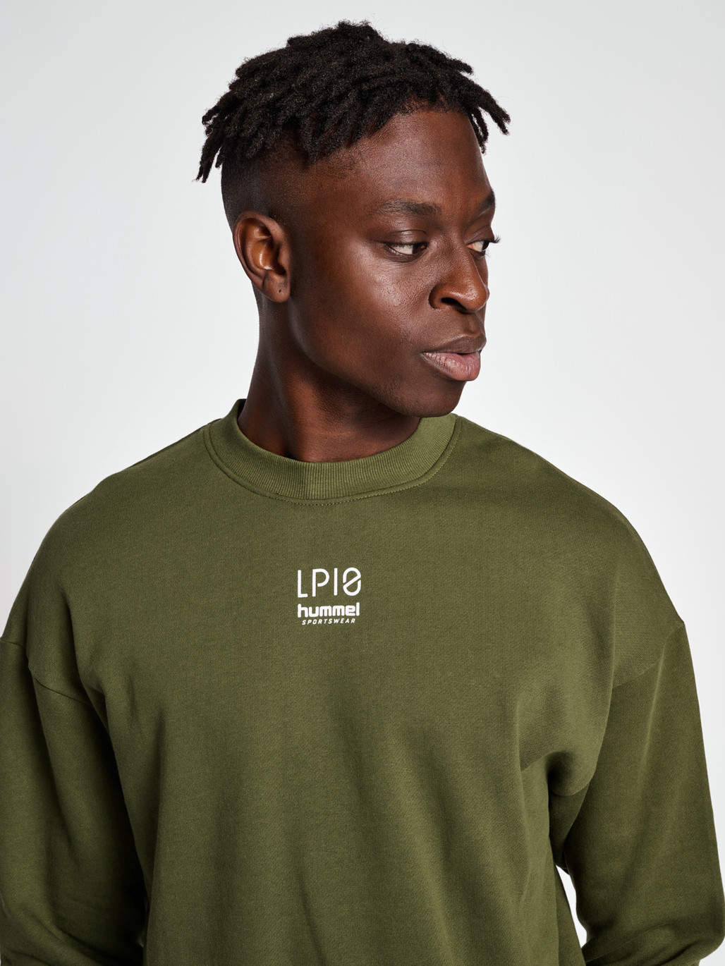 hummel LP10 BOXY SWEATSHIRT IVY GREEN hummel.es