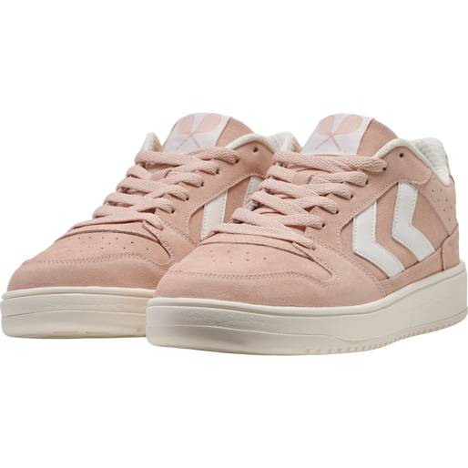 ST. POWER PLAY SUEDE, ALMOST APRICOT, packshot