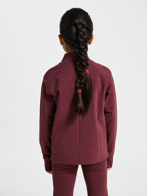 hmlJR SOFT ZIP JACKET, VINEYARD WINE, model