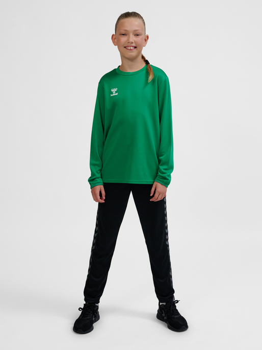 hmlESSENTIAL SWEATSHIRT KIDS, JELLY BEAN, model