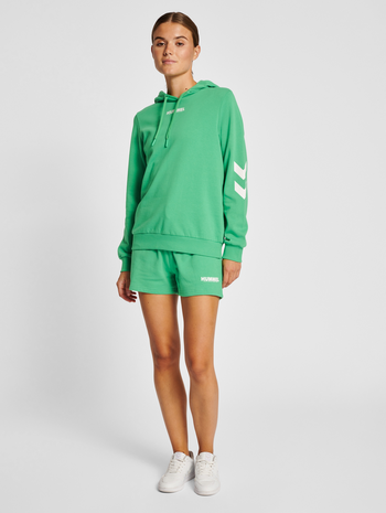 hmlLEGACY WOMAN SHORTS, GREEN SPRUCE, model