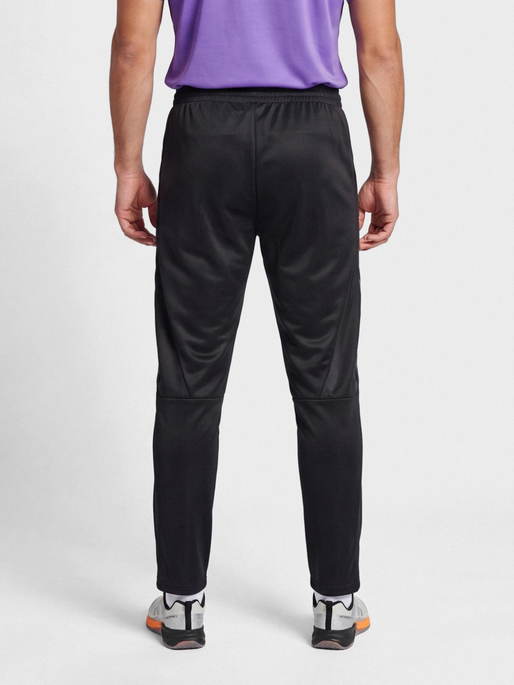 hmlAUTHENTIC TRAINING PANTS, BLACK, model