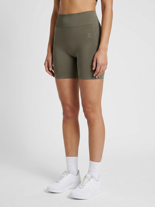 hmlFLOW SHORT TIGHTS, MAJOR BROWN, model