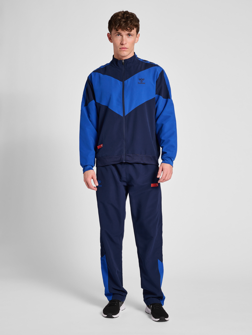 hmlPRO GRID WOVEN PANTS, 7130, model