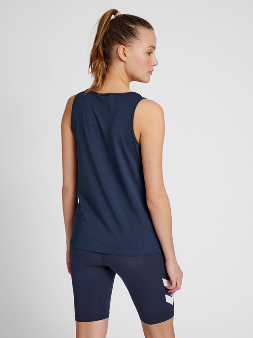 hmlLEGACY WOMAN TANKTOP, BLUE NIGHTS, model