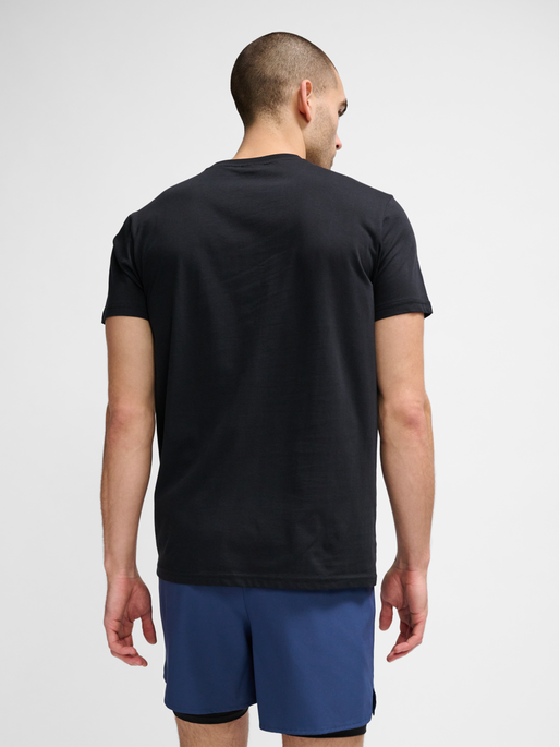 hmlACTIVE CIRCLE CO TEE S/S, BLACK, model