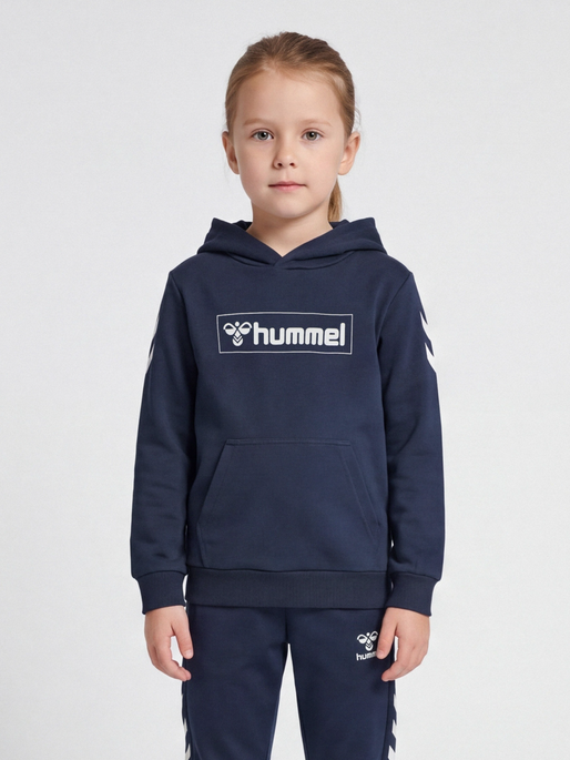 hmlBOX HOODIE, BLACK IRIS, model