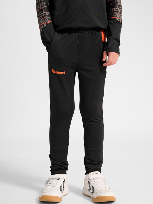 hmlBLAZE PRO TRAINING PANTS KIDS, BLACK/ORANGE, model