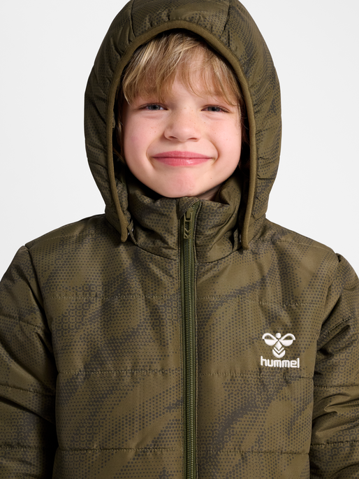 hmlECHO JACKET, DARK OLIVE, model