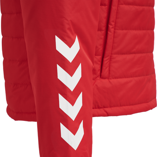 hmlPROMO SHORT BENCH JACKET, TRUE RED, packshot
