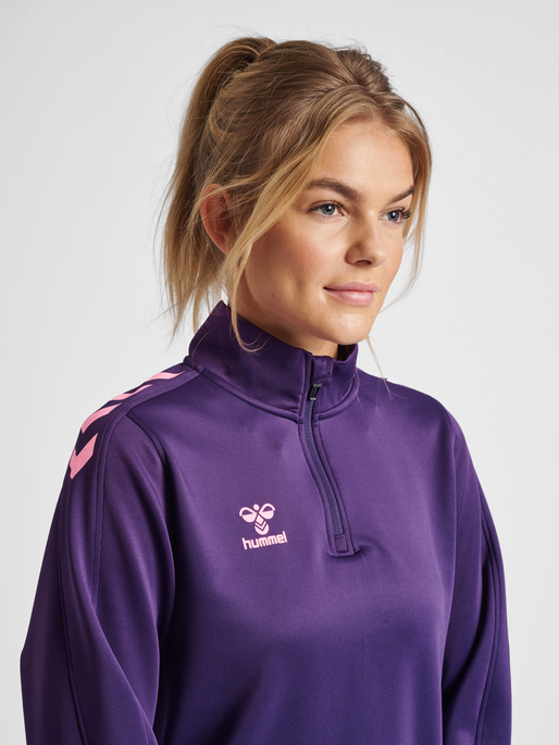 hmlCORE XK HALF ZIP SWEAT WOMAN, ACAI, model