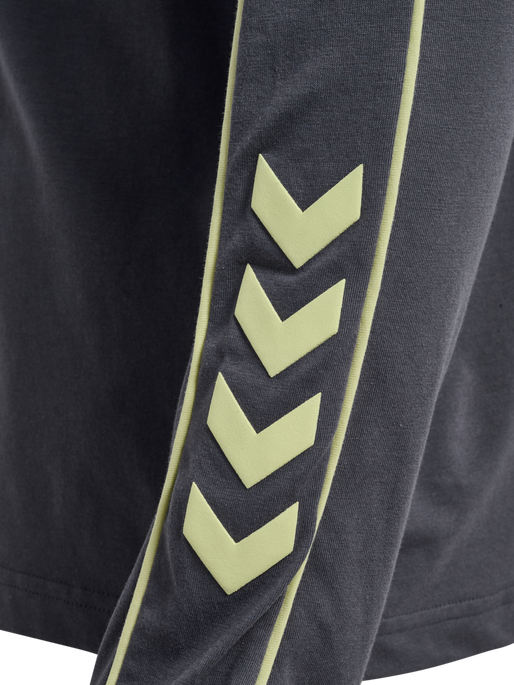 hmlPULSE PIPING T-SHIRT L/S, BLACKENED PEARL hmlPULSE PIPING T-SHIRT L/S, BLACKENED PEARL, packshot