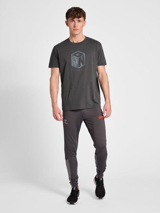 hmlPRO GRID COTTON T-SHIRT S/S, 2162, model